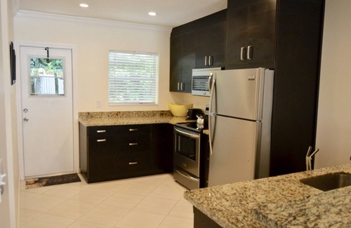 Deerfield Beach Apartment | Stay Near Deerfield Beach Pier, Enjoy Our Cozy 1-bedroom Apartment