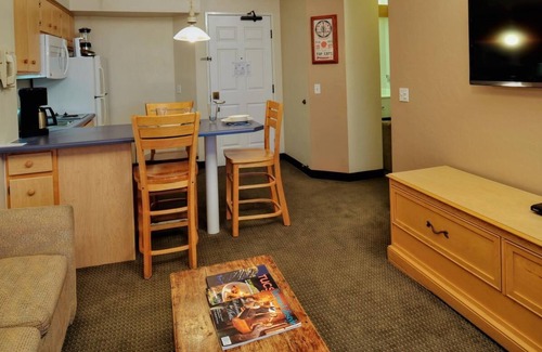 Palo Verde House | Stay & Play:2 Family Friendly Units! Free Parking, Onsite Pool & Outdoor Hot Tub