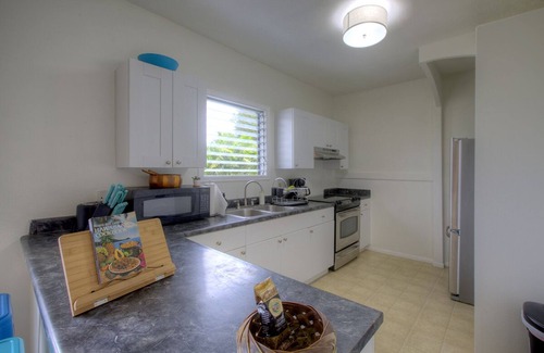 Hilo House | Stay Play Aloha! ❀ Hale Lani ~ Volcano❀Beaches❀Hawaiian Culture❀Waterfalls