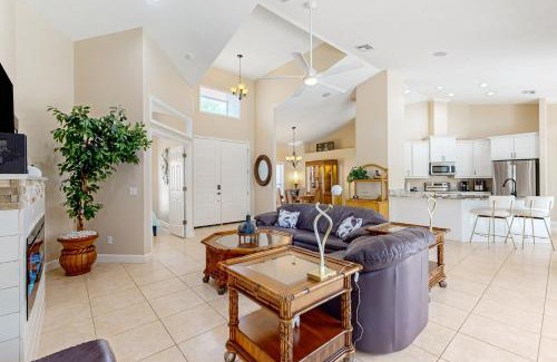 Crystal River House | Stay & Play Villa