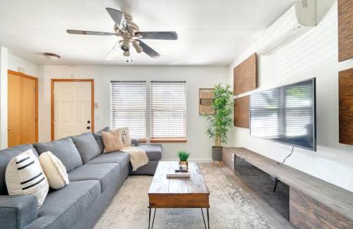 Alberta Arts District House | Stay Portland - Alberta Arts Luxury, Sleeps 6, Walk Score 99