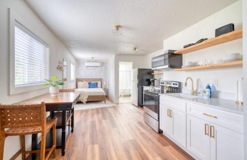 Brooklyn Apartment | Stay Portland - Amazing Giant Studio in Brooklyn