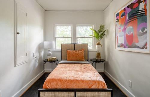 Hosford-Abernethy Apartment | Stay Portland - BoHo Oasis in Ladd's Addition with 2 Beds