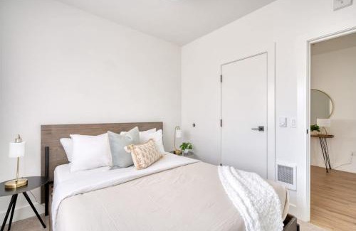 Humboldt Apartment | Stay Portland - City Serenity- Stylish 2-Bed Alberta Haven