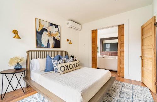 Uptown Apartment | Stay Portland - Historic 6BR - Walk to NW Shops - Sleeps 12
