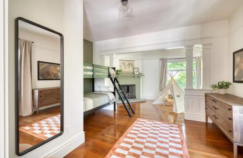 Belmont Apartment | Stay Portland - Perfect Family Friendly 3 Bed - 95 WalkScore