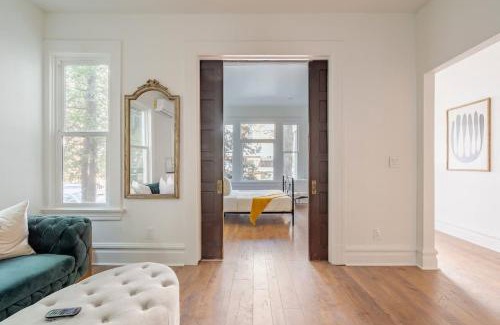 Uptown Apartment | Stay Portland - The Retrouvailles Suite- Espresso & Craft Brews