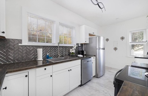 Kingsport Apartment | Stay steps to downtown Kingsport