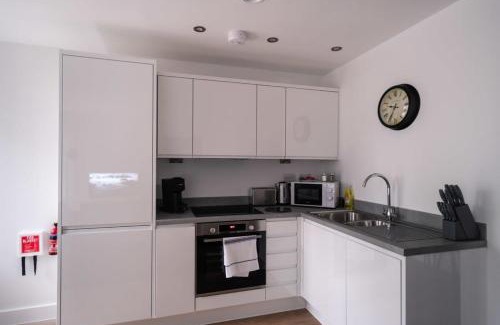 Old Trafford Apartment | Stay Zeni, Alexandra Rise Manchester Neat 1 Bed