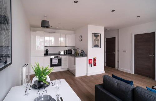 Old Trafford Apartment | Stay Zeni, Alexandra Rise Manchester Chic 1BR Flat
