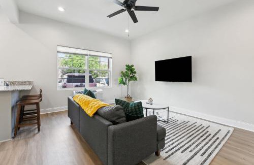 Baton Rouge Apartment | StayAE Downtown - 1BR Apartment, Ground Floor