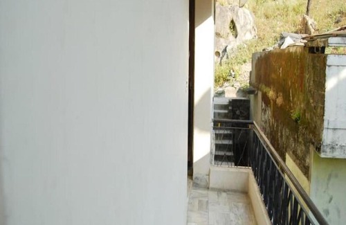 Mount Abu Hotel | StayApart Hotel Mooljis Mount Abu