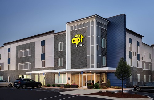Greenville - Spartanburg Apartment | stayAPT Suites Greenville-Haywood Mall