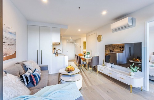 Box Hill Apartment | StayAU Hotel-Style Apartment BoxHill