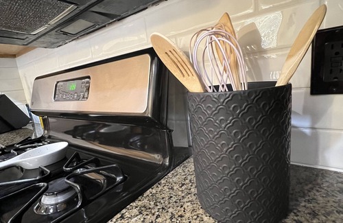 Coeur d'Alene House | StayAwhile Luxury Townhome Cd'A 5 minutes to lakes and Silverwood