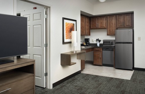 Conestee Hotel | Staybridge Suites Greenville I-85 Woodruff Road by IHG