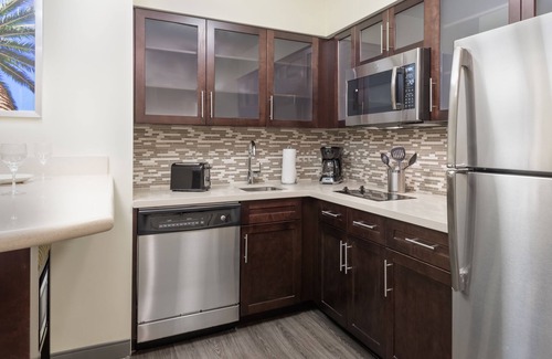 Seybold Hotel | Staybridge Suites Miami International Airport by IHG