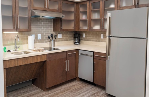 Franklin Hotel | Staybridge Suites Nashville - Franklin by IHG