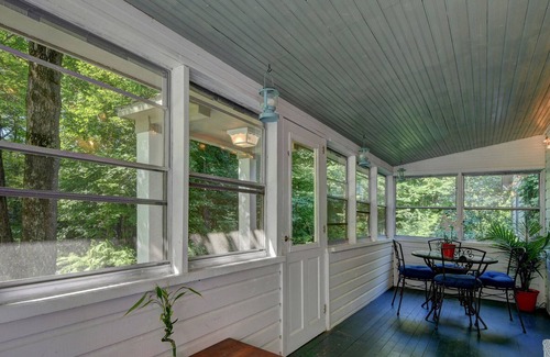 Becket Cottage | Staycation at Private lake cottage near Jacob’s Pillow and Tanglewood