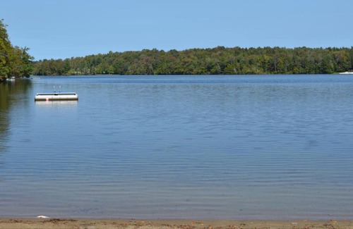 Becket Cottage | Staycation at Private lake cottage near Jacob’s Pillow and Tanglewood