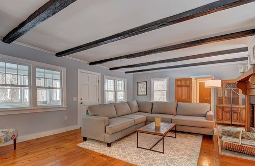 Becket Cottage | Staycation at Private lake cottage near Jacob’s Pillow and Tanglewood