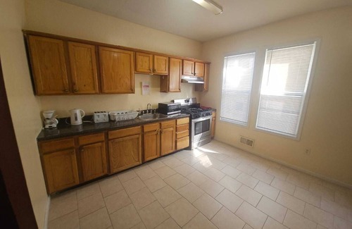 Weequahic Apartment | Staycation Haven In Newark City