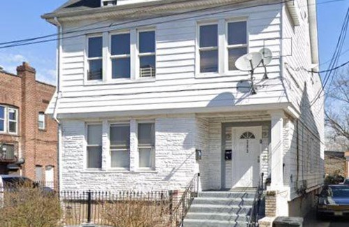 Weequahic Apartment | Staycation Haven Master Bedroom
