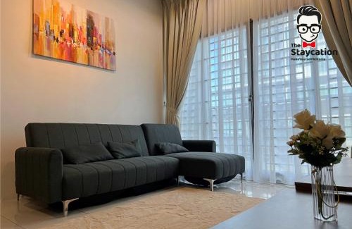 Kuching Apartment | Staycation Homestay 12 Liberty Grove Near Airport