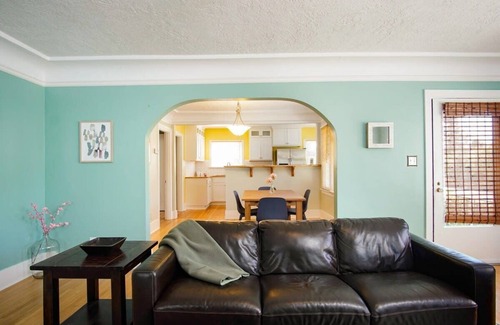 Arbor Lodge House | #StayInMyDistrict Arbor Lodge The Ainsworth