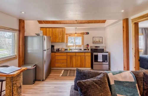 Lakeside House | #StayinMyDistrict Lakeside Near Oregon Dunes