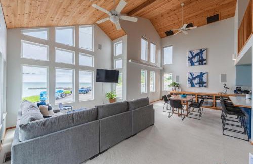 Port Orford House | #StayinMyDistrict Ocean Overlook