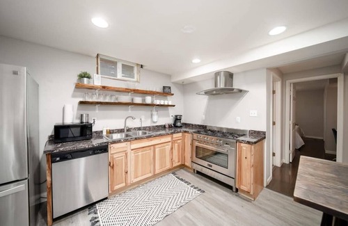 Piedmont Apartment | #StayInMyDistrict Piedmont Near Parks and Shopping