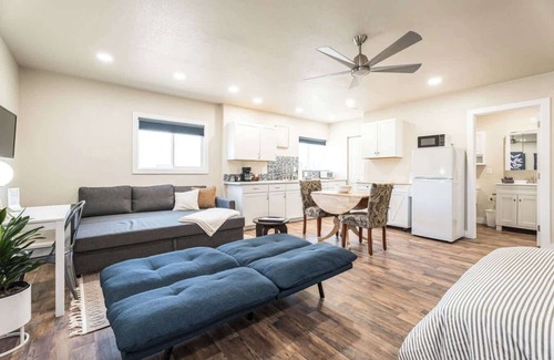 Hillcrest Apartment | #StayinMyDistrict Private Studio Close to Downtown
