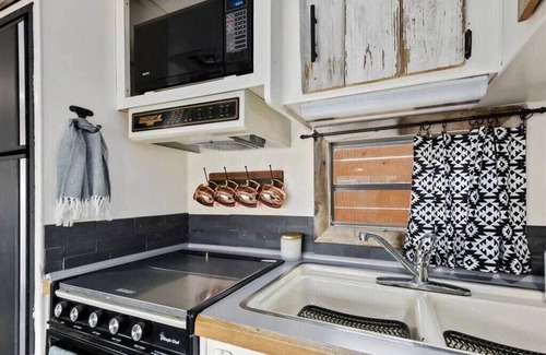Twin Falls Apartment | #StayinMyDistrict Twin Falls Backyard Glamper