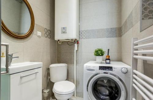 Les Puces de Saint-Ouen Apartment | StayLib - GARIBALDI 2 PIECES PORTE DE MONTMARTRE