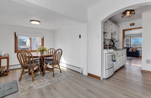 Portsmouth House | Stays at Portsmouth at Cove