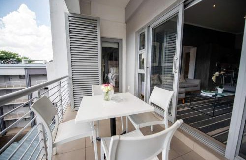 Sandown Apartment | Stays With DMWA