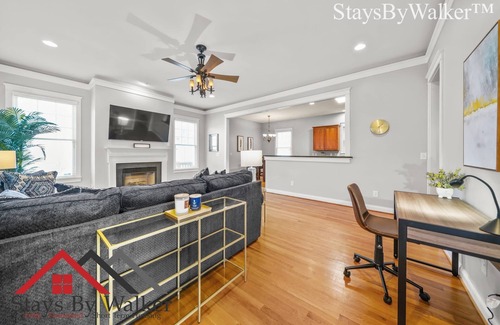 Provincetowne House | StaysByWalker 4BR Home - King Beds! Yard! Garage!
