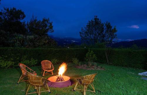 Ooty Villa | StayVista at Casa Pinnacle - Pet Friendly Home with Lawn