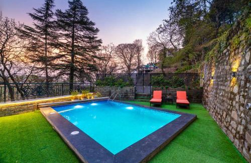 Kasauli Villa | StayVista at Paris Villa with Pvt Pool & Valley View