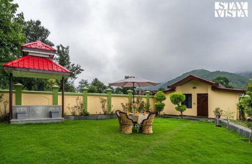 Palampur Villa | StayVista at Vaikunth Villa with Bonfire and Terrace