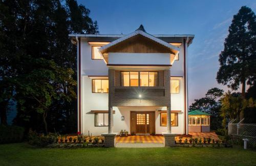 Darjeeling Villa | StayVista's Arya Treetops And Tea Trails - Mountain-View Villa Amidst Tea Plantation with Telescope & Gazebo
