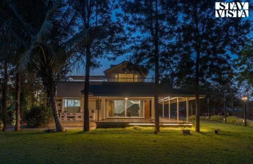 Nashik Villa | StayVista's Silver Grove - Serene Haven with Expansive Lawn & Terrace