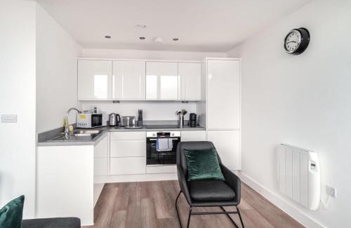 Old Trafford Apartment | StayZeni, Alexandra Rise Manchester 1 Bed Flat