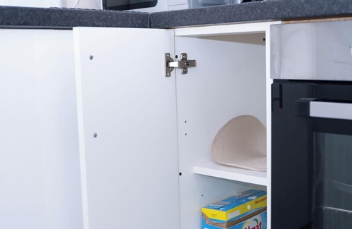 Swindon Apartment | Steam Dream Swindon Town Centre sleeps up to 5/free parking