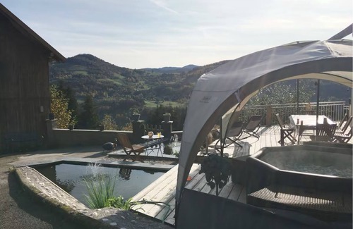 Le Thillot House | Steam sauna, Jacuzzi, fast fibre-optic internet, quiet, top view