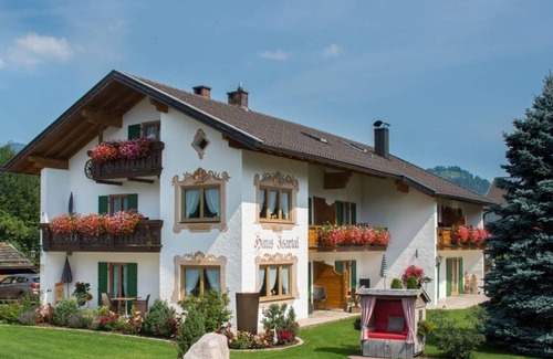 Kruen Apartment | "Steinbock" - apartment/1 bedroom/shower,WC - Isartal, guest house