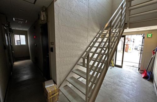 Higashi Apartment | Stella 202 エアコン付 無料WiFi Netflix