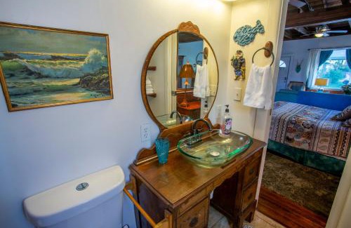 Thomas Square Apartment | Stella Blue - 8