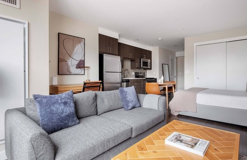 Back Bay Apartment | Stellar Back Bay Studio w/Gym & W/D, nr Restaurants, by Blueground